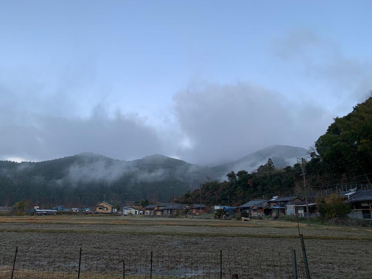Вілла Kumanoyasai Base In Chikatsuyu Танабе Екстер'єр фото